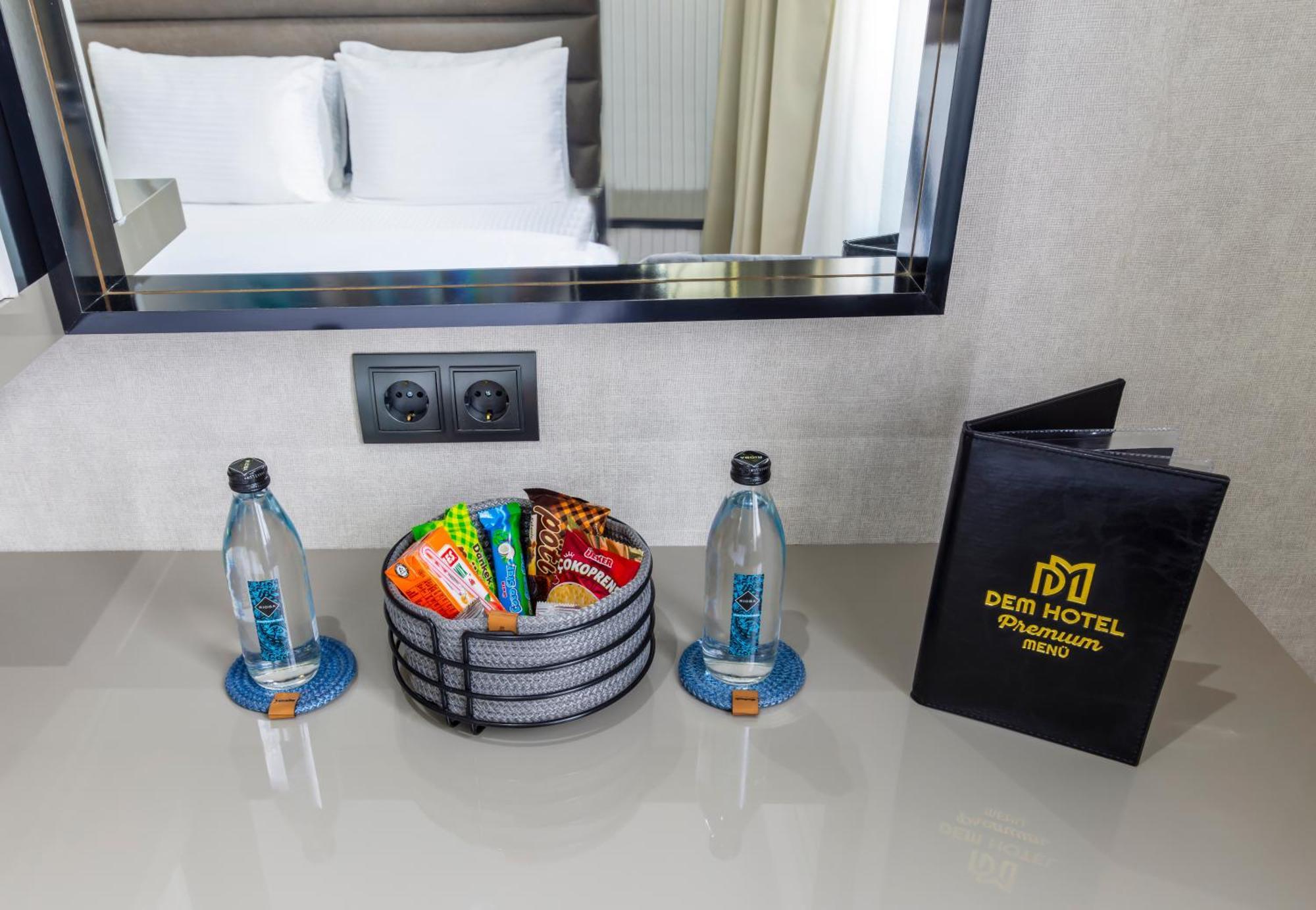 Dem Premium Hotel - Round Trip Airport Service - Istanbul International Airport Arnavutkoy Exterior photo