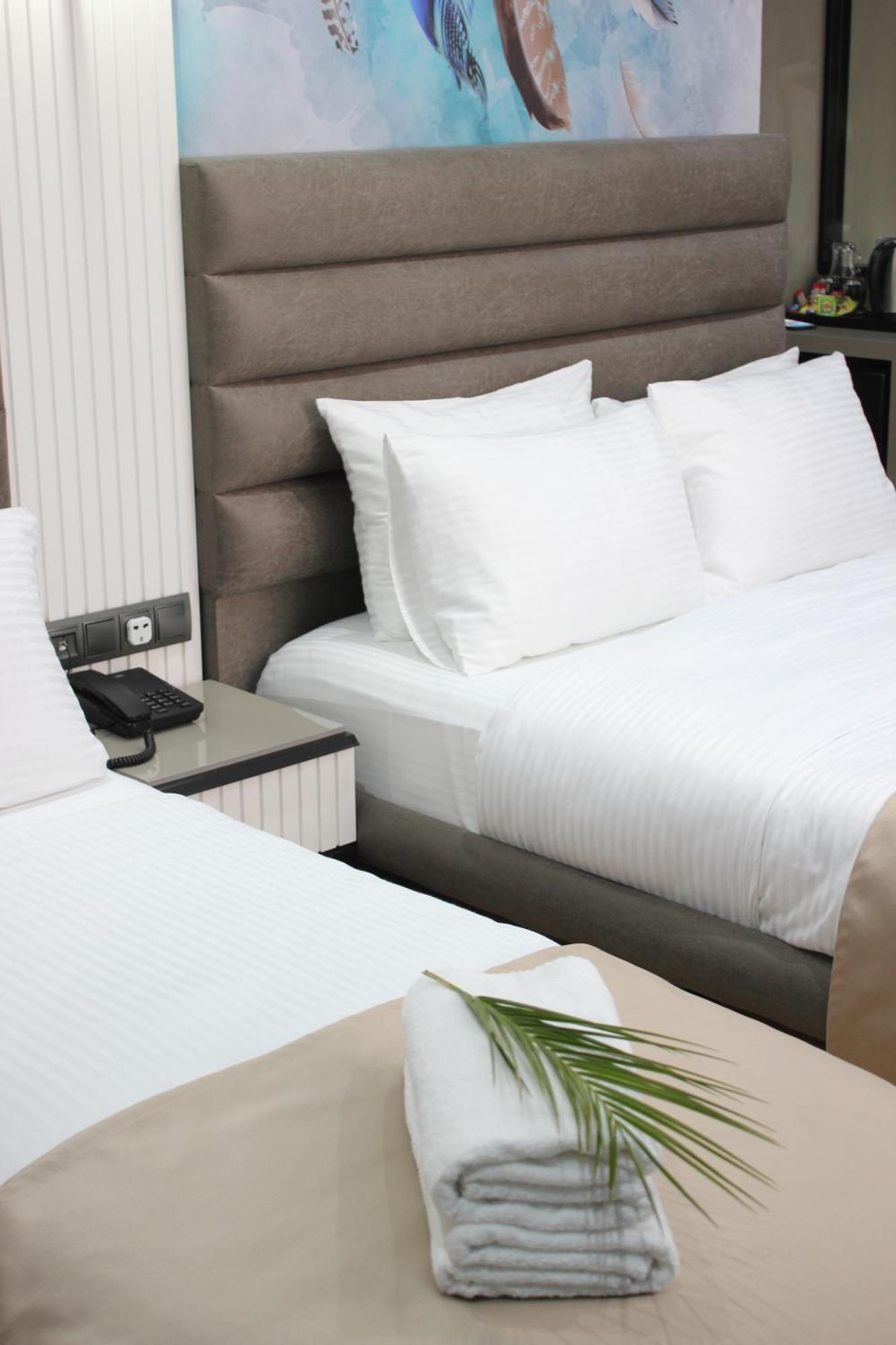 Dem Premium Hotel - Round Trip Airport Service - Istanbul International Airport Arnavutkoy Exterior photo